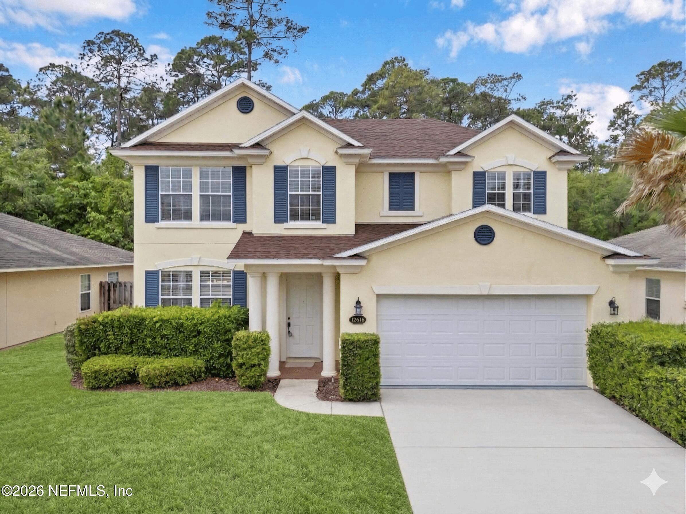 Image 3: Digital grass