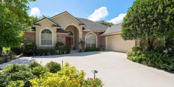 2374 EAGLE HARBOR PKWY Parkway