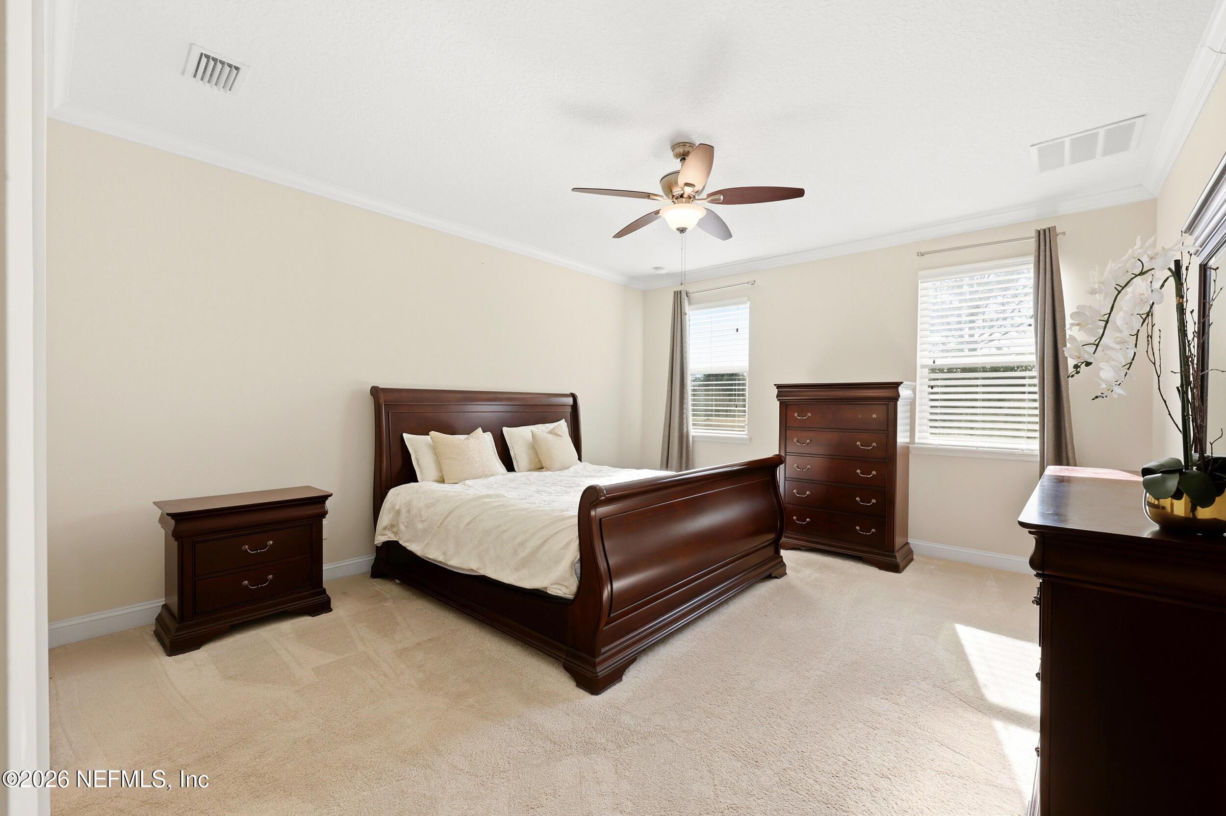 Image 4: 1st-Flr Primary Bedroom