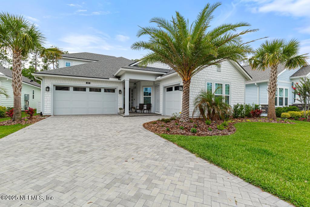 Image 2: 419 Palm Crest Dr-4