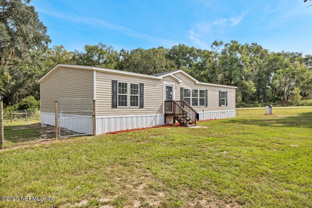 Image 3: 100 Killian Dr-3