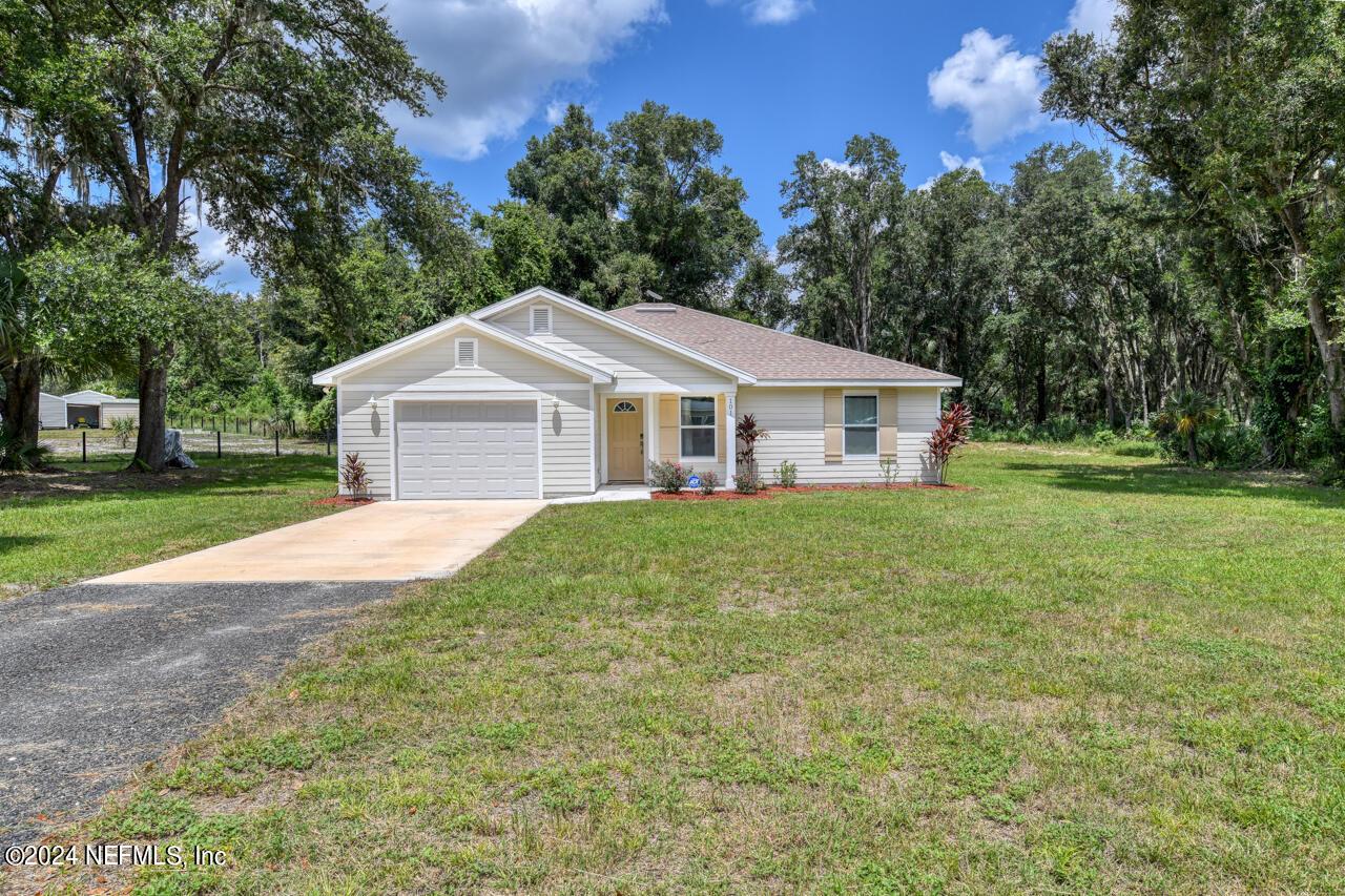 Image 1: FRONT OF HOME