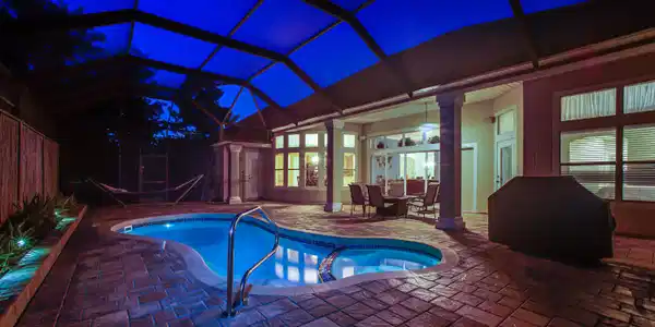 2192 AUTUMN COVE CIR
