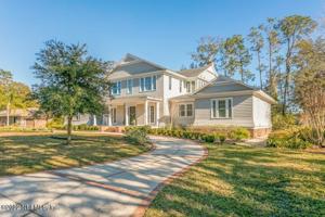 7841 WOODSDALE LN