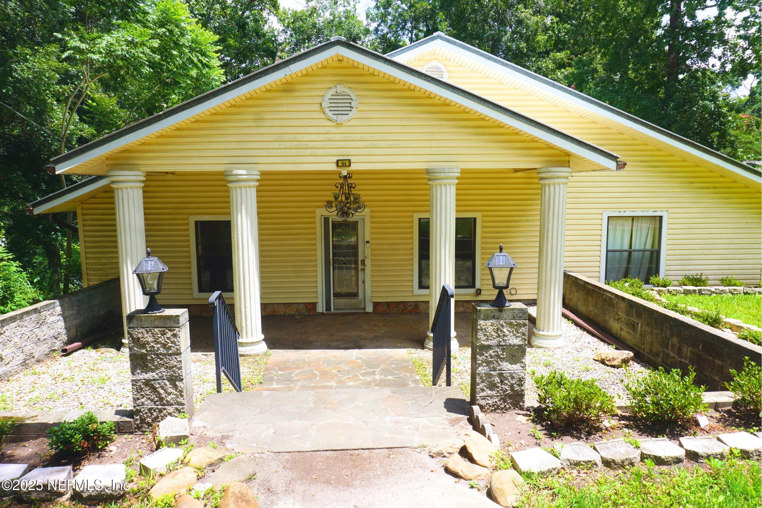 Image 2: Front of Home