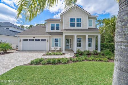 695 PALM CREST Drive