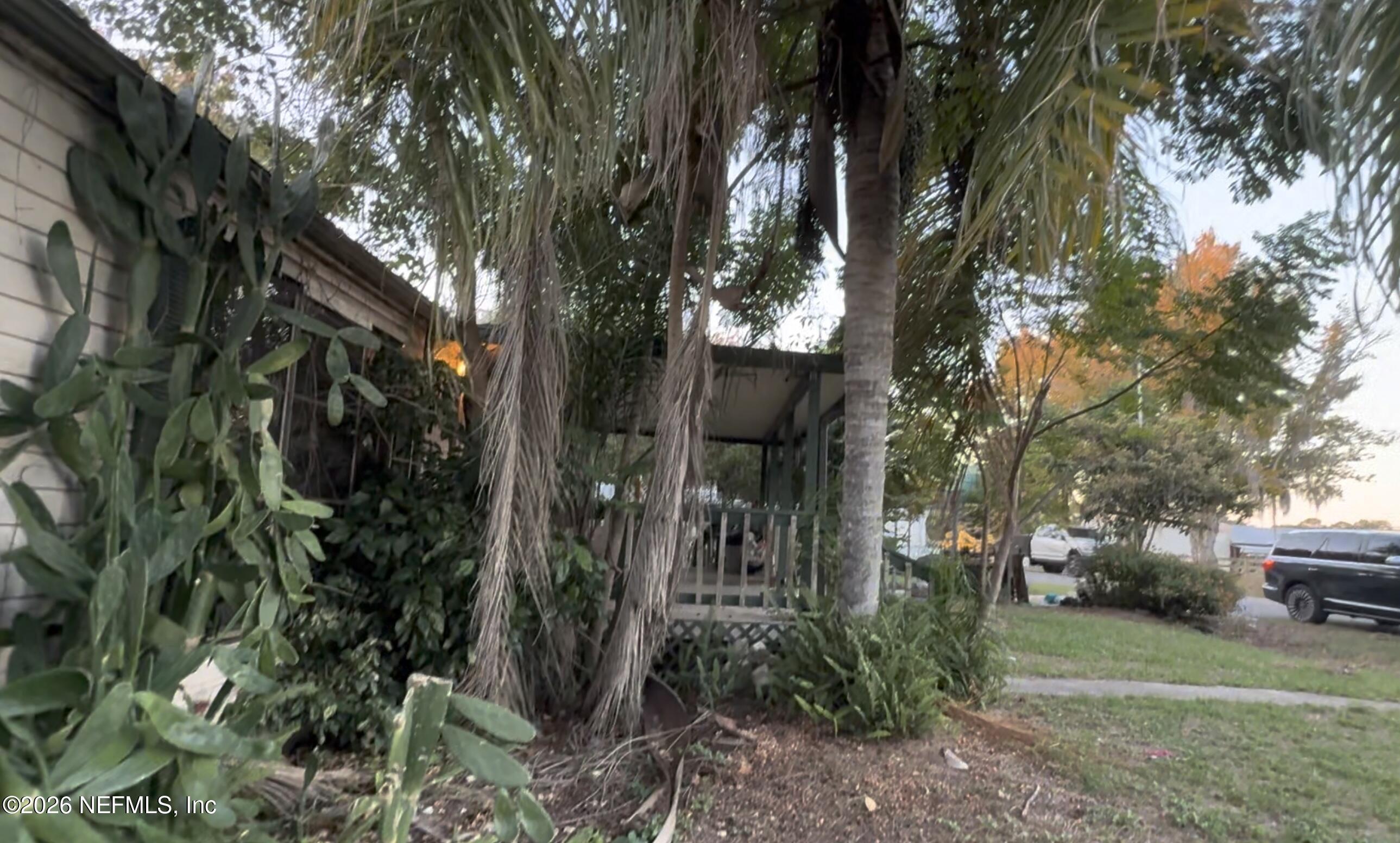 Image 2: beyc697a25e3dbdb5