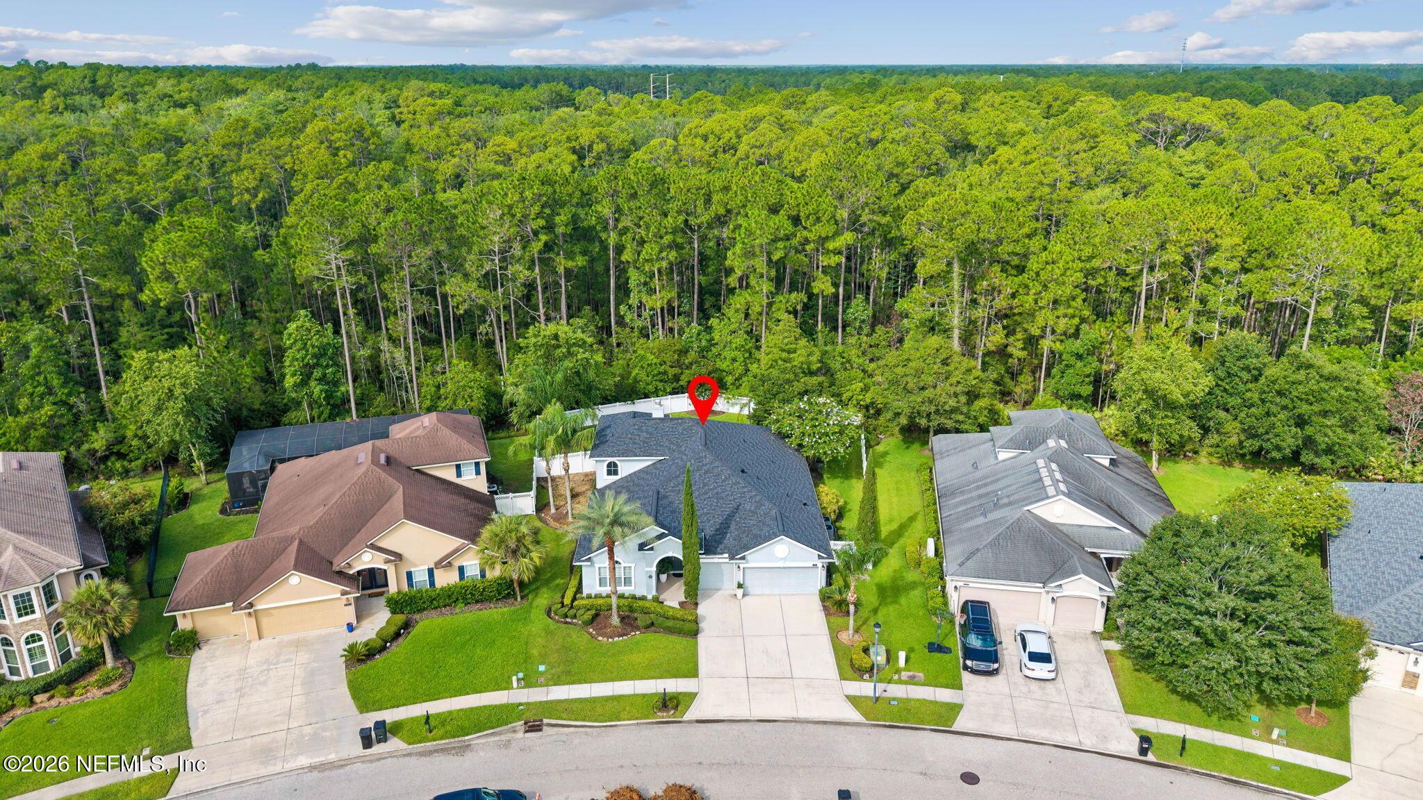 Image 4: offers privacy and nature