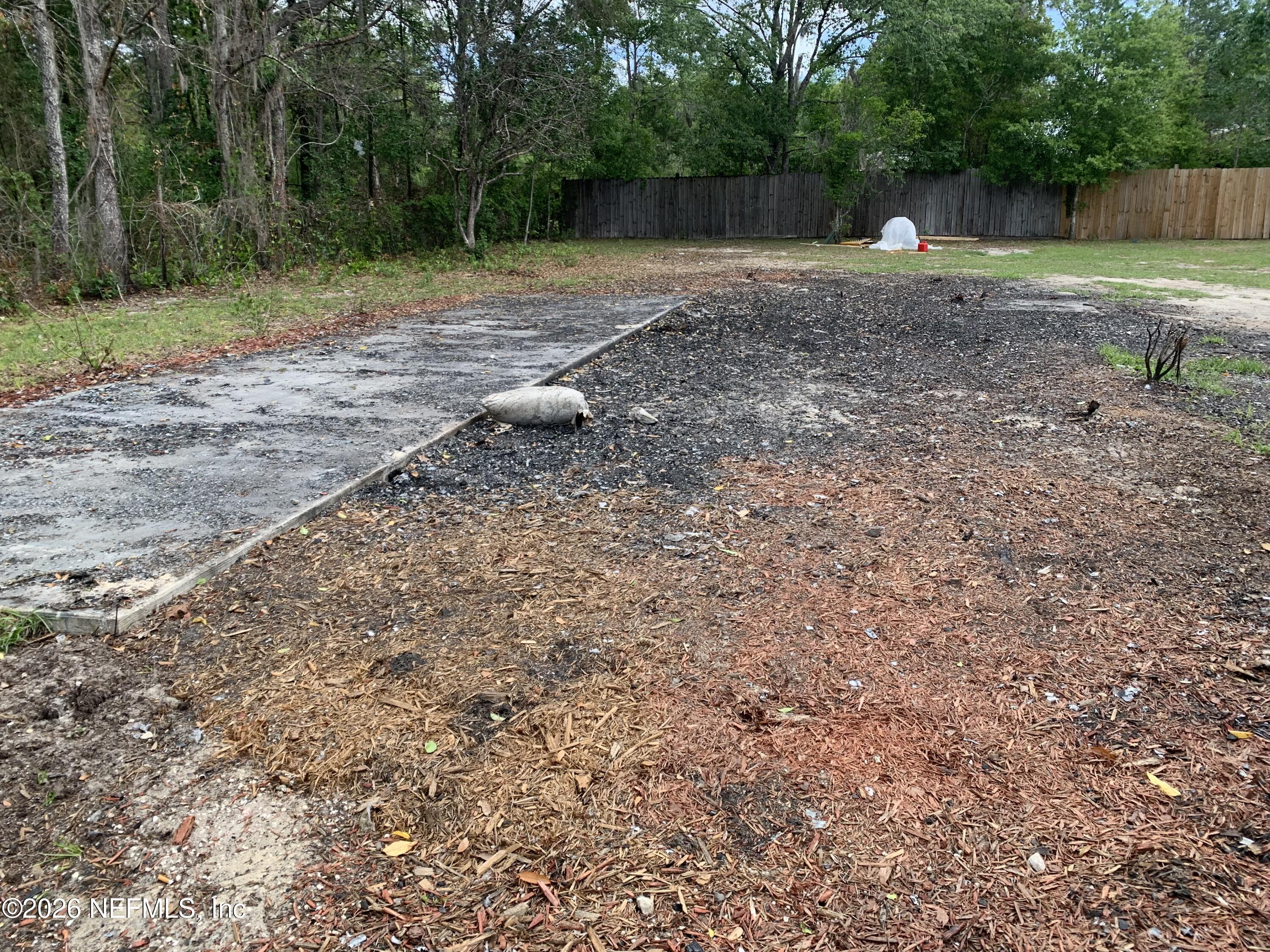 Image 2: 234 Maltas Ave, Interlachen, FL