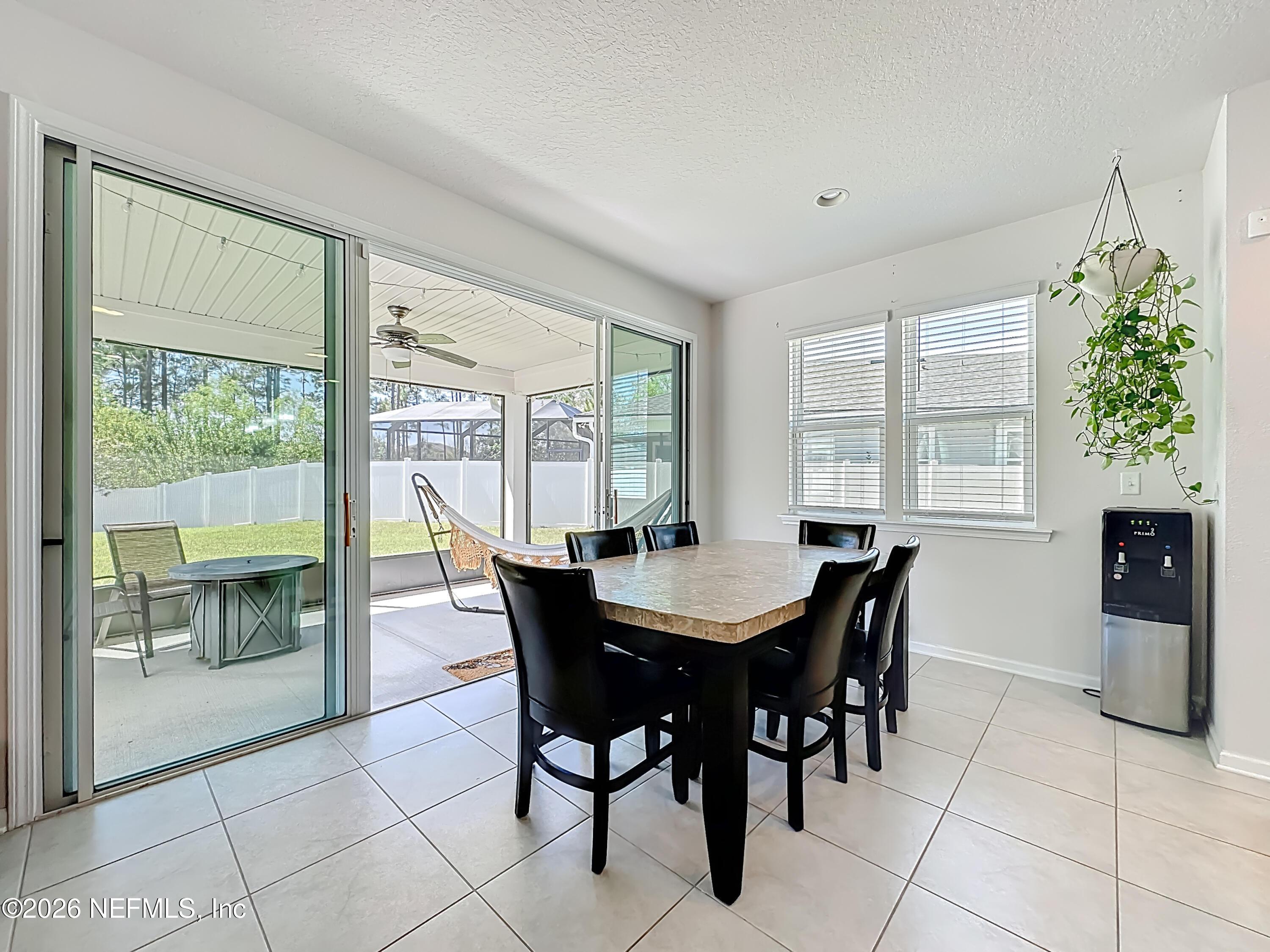 Image 3: Dining Area