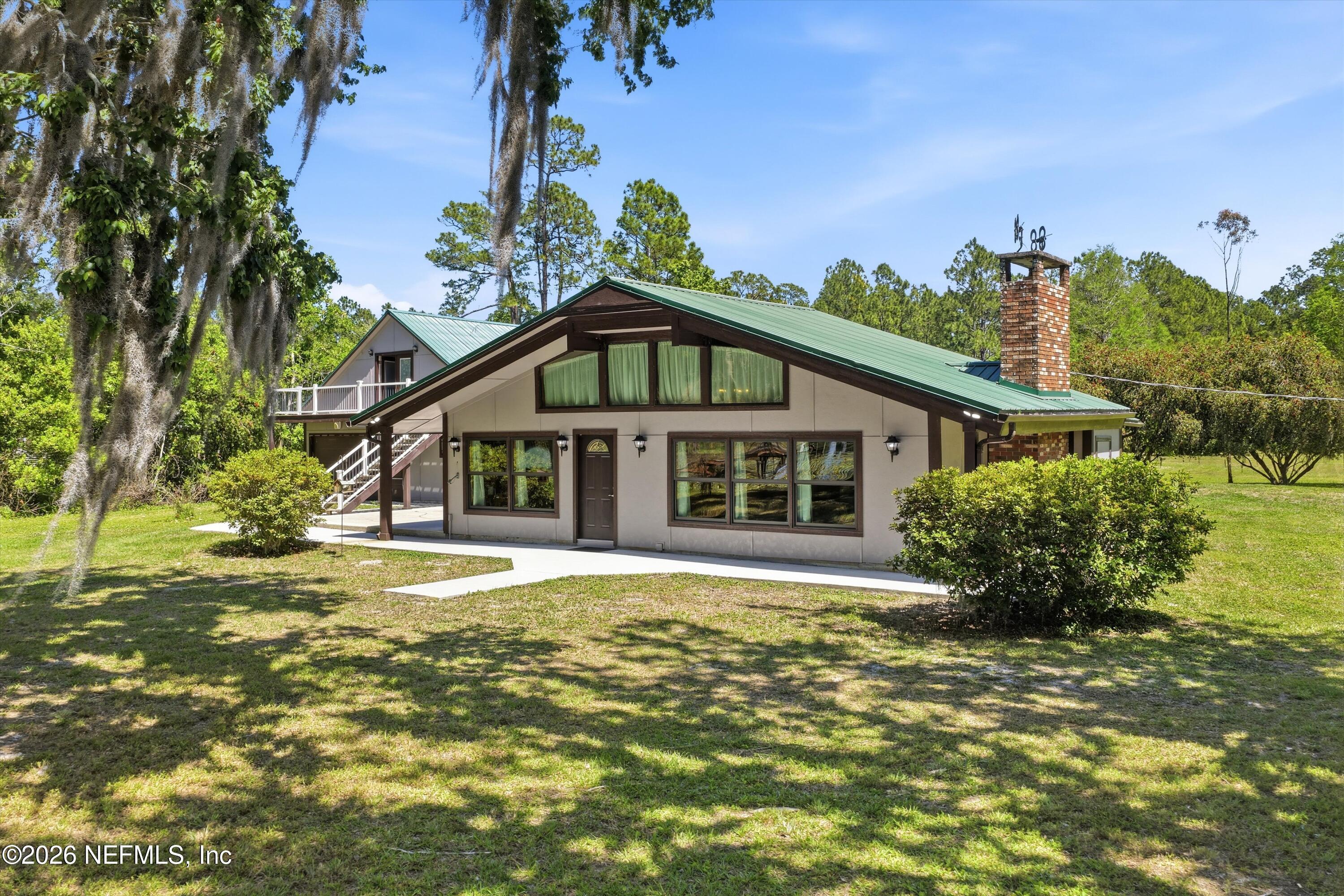 Image 2: 01-163 Sunny lane-17