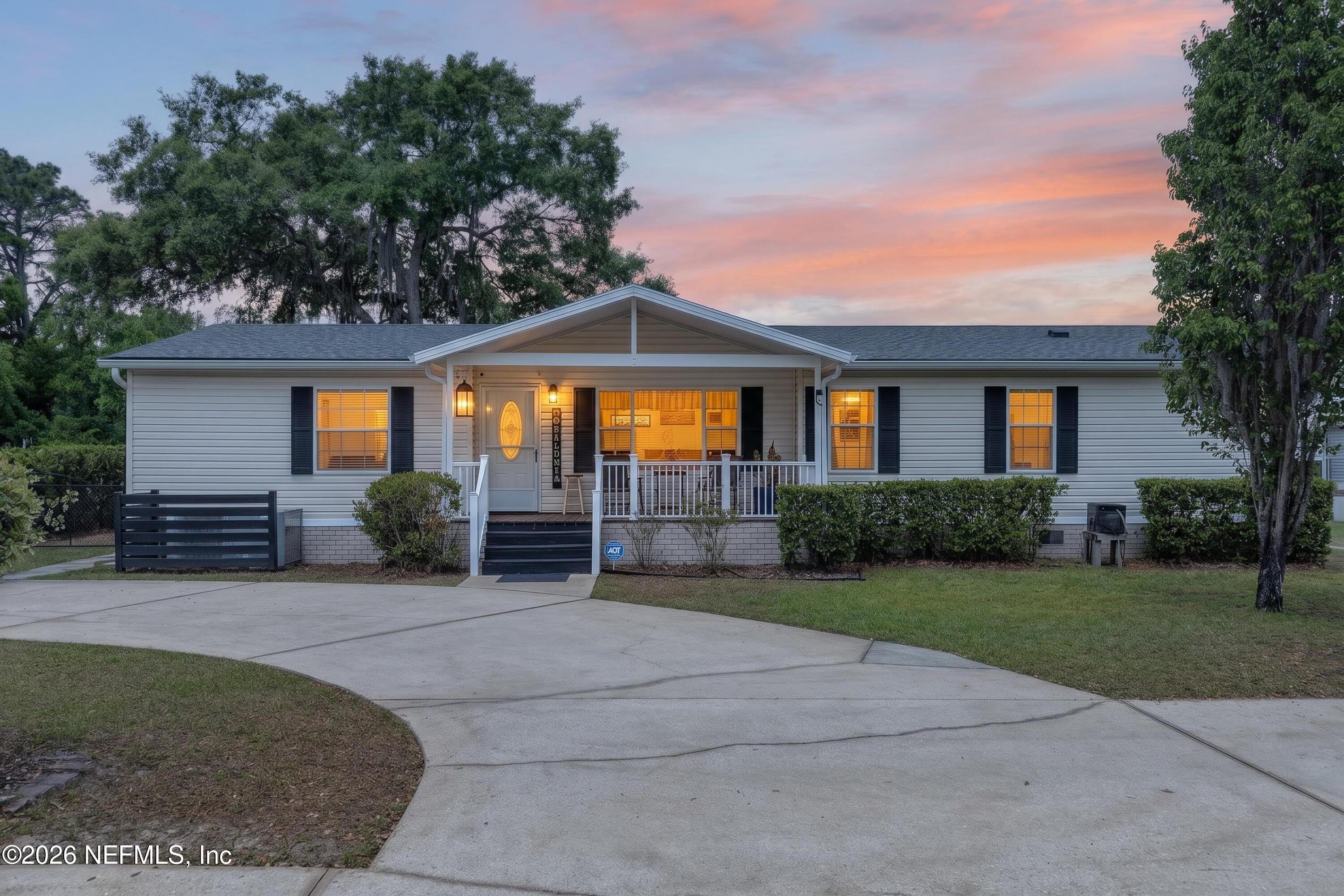 Image 2: 141 KITTY AVE