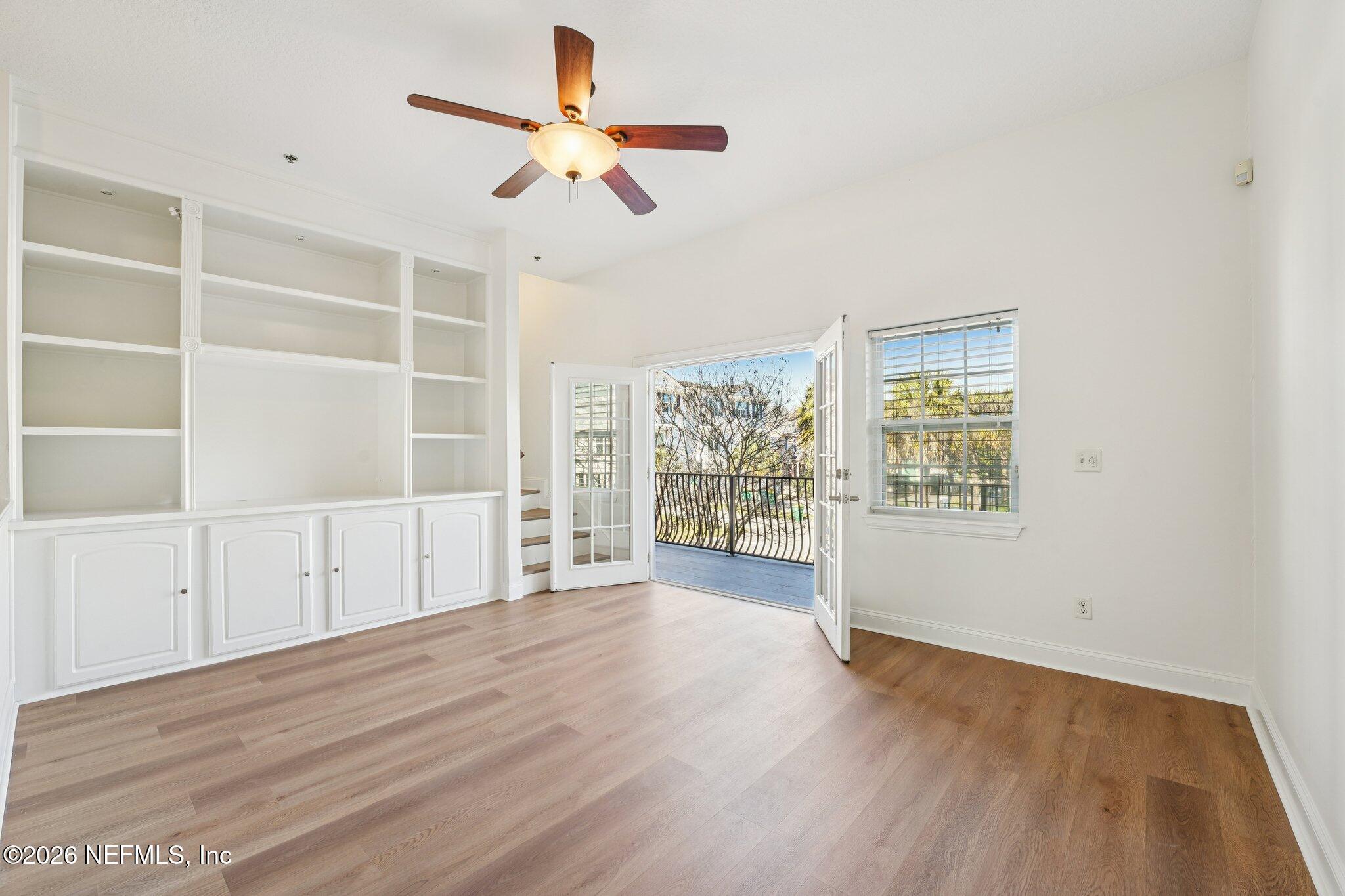 Image 4: 9-web-or-mls-21st Ave S-S2801-009