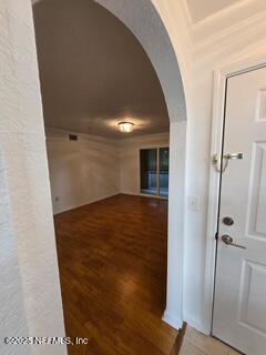 Image 1: Front Entry