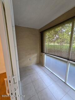 Image 4: Screen Lanai