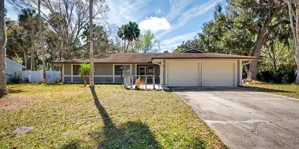 Image 2: 02-CFREM_29_Blakeport_Ln_Palm_Coast_FL-2