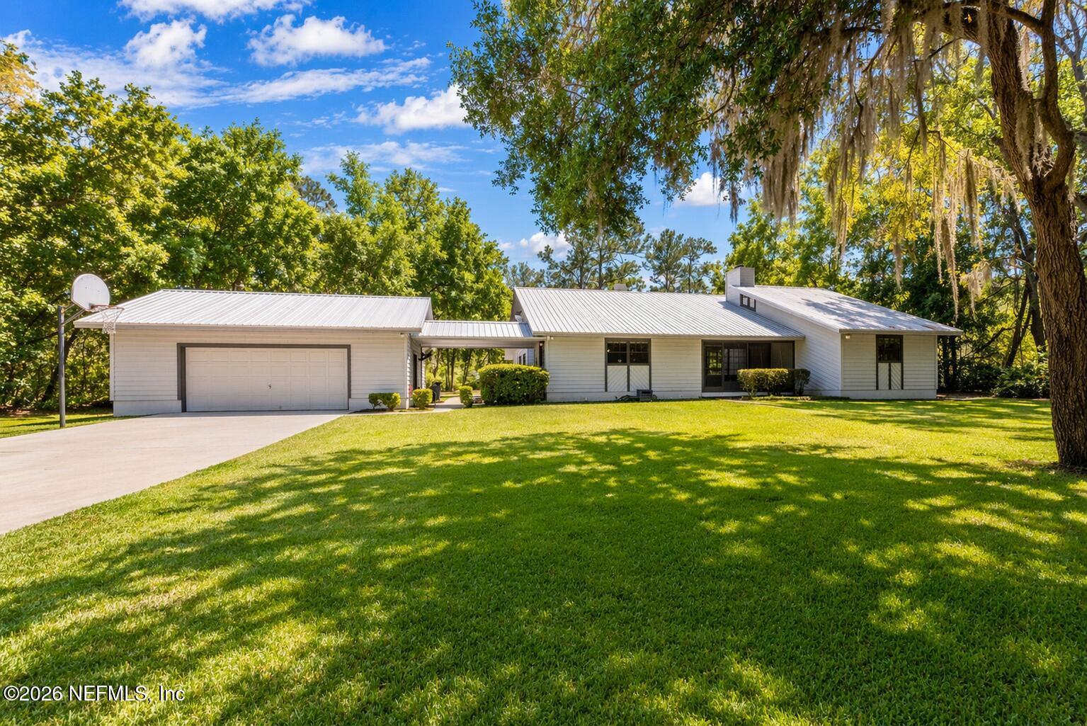 Image 1: B02390AE-152E-4449-941C-43E22027949C