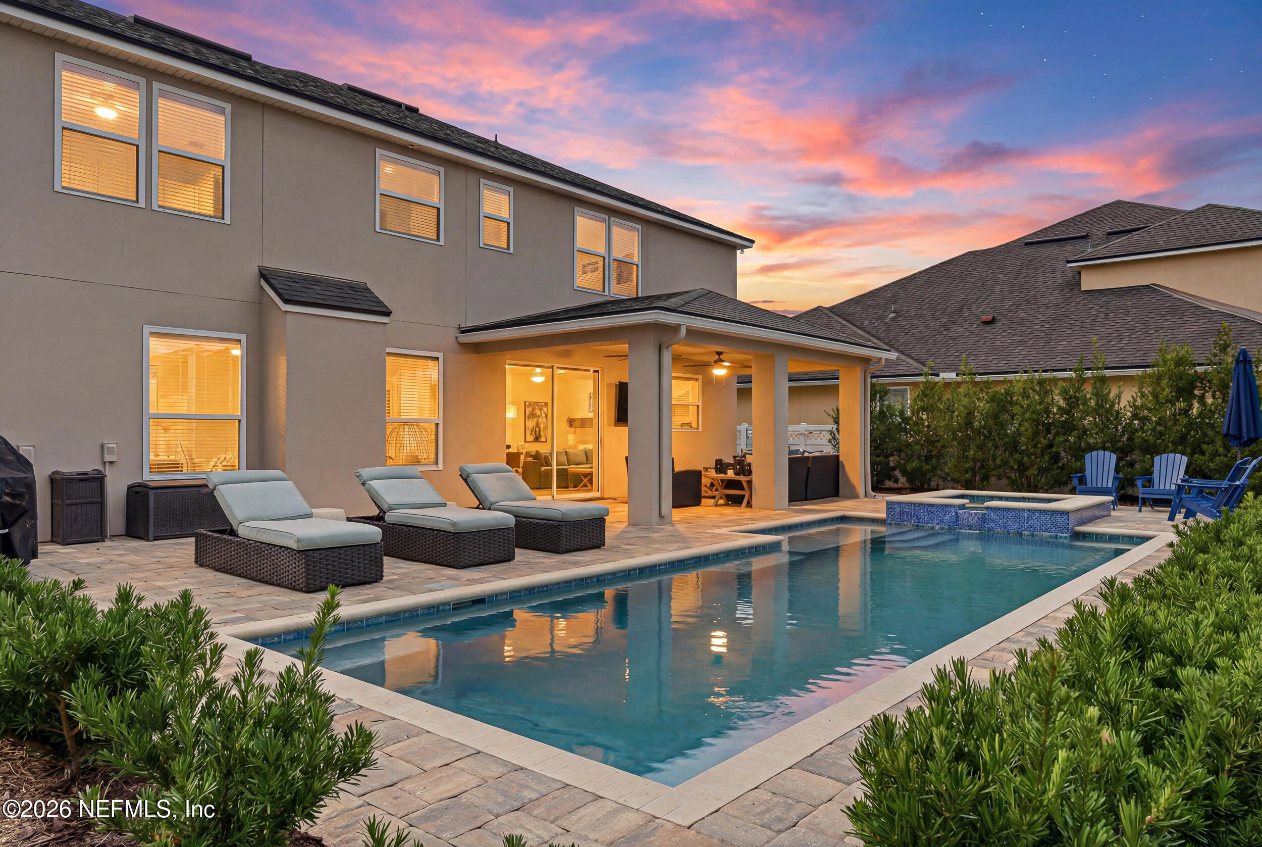 Image 2: Pool - Virtual Twlight