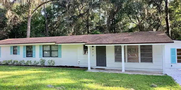 877 CREIGHTON RD