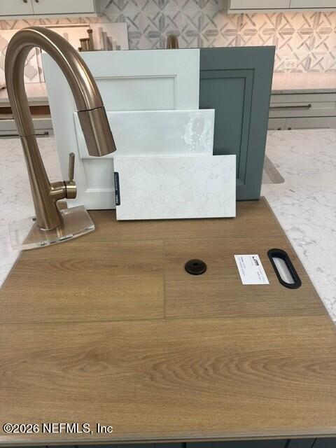 Image 2: MRP 57 Scarlett KITCHEN PIC