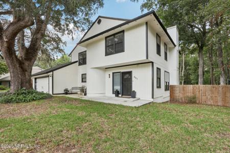 641 NELSON Drive
