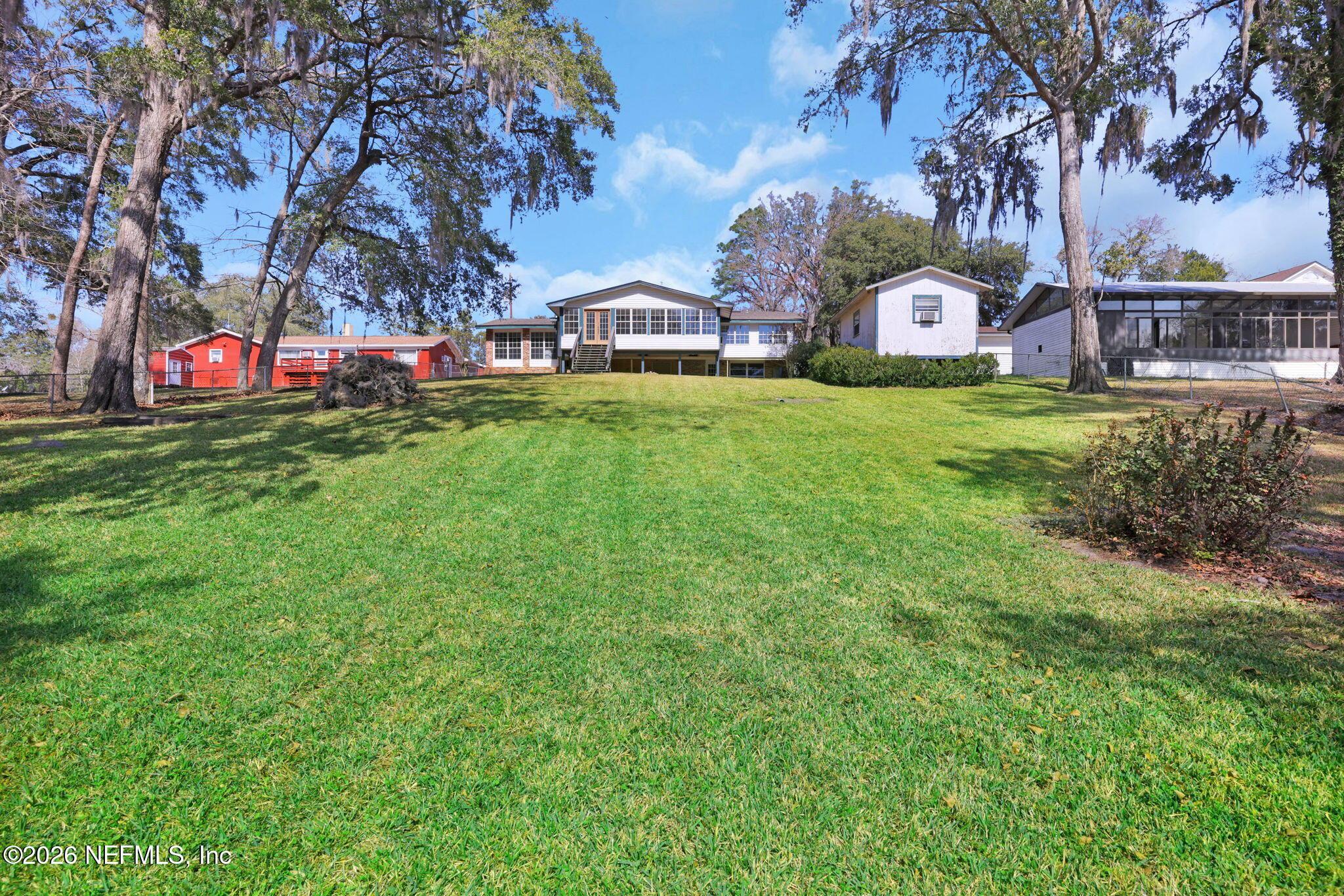 Image 2: Nearly 1 Acre