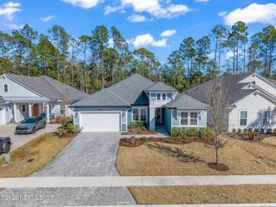 658 PALM CREST Drive