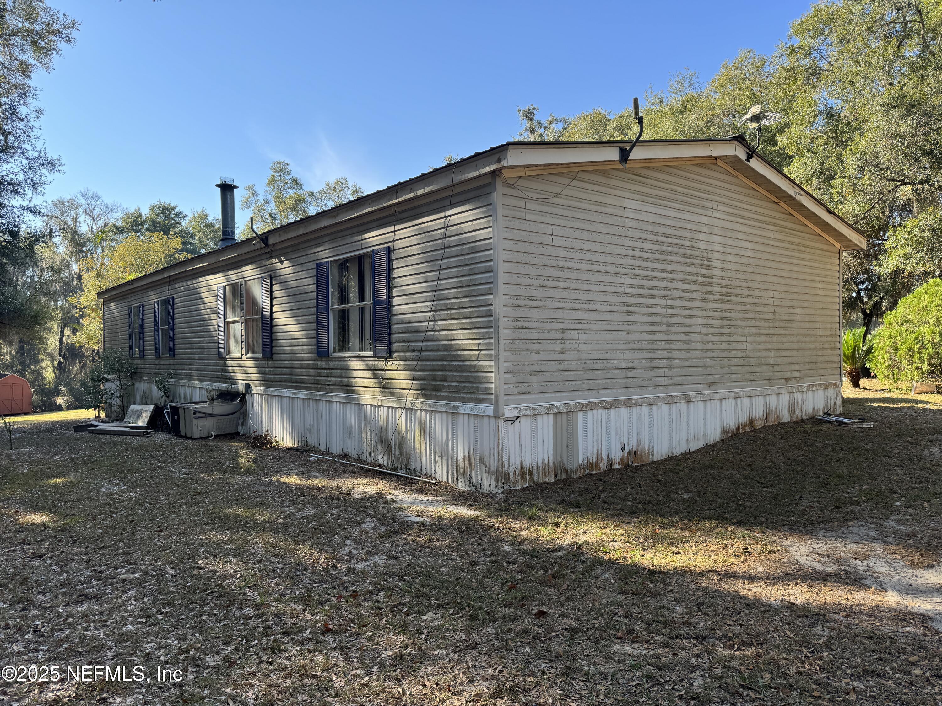 Image 2: 132/130 Plantation Way, Hawthorne, FL