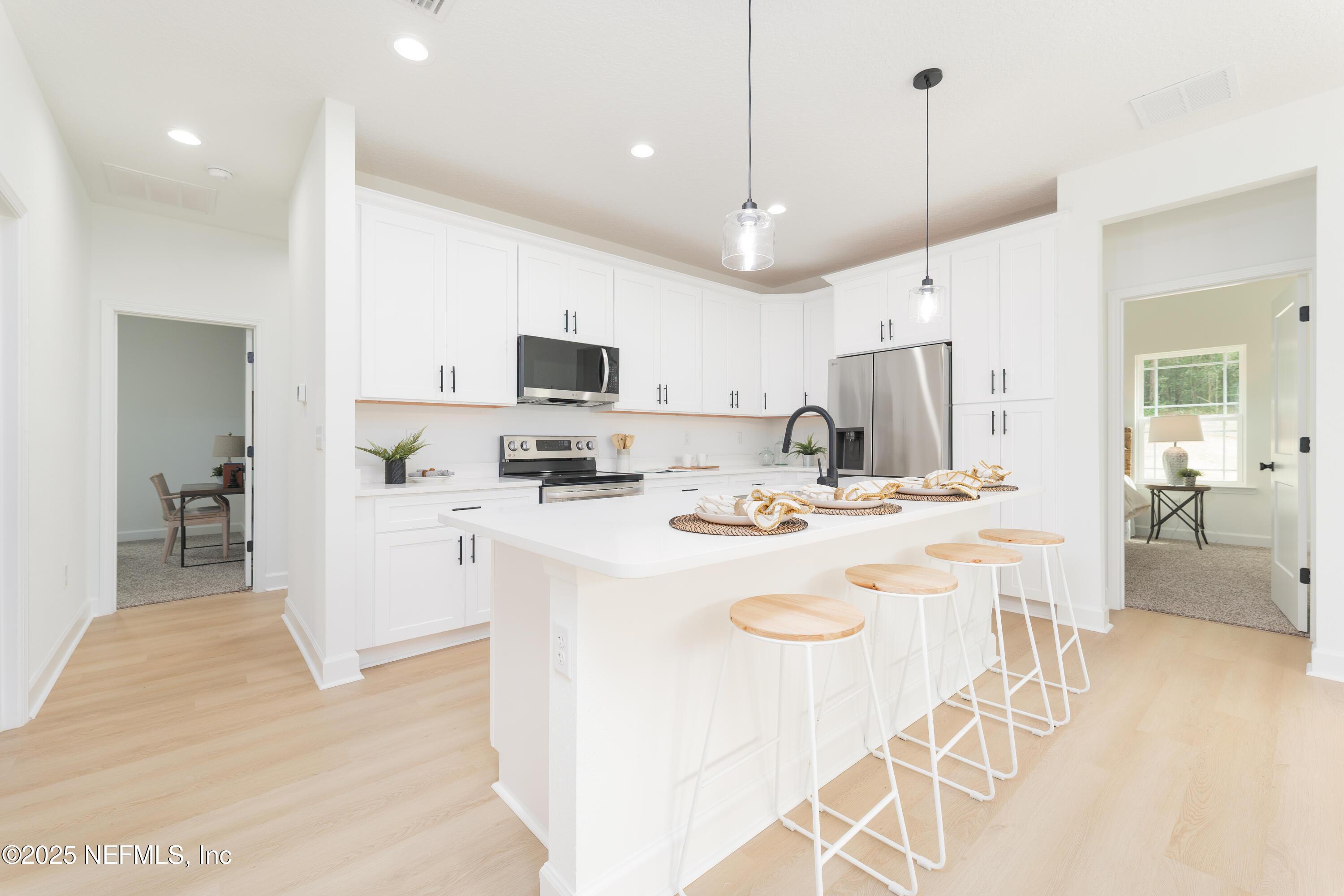 Image 3: 6274LittleLakeGenevaRdKeystoneHeightsFL-