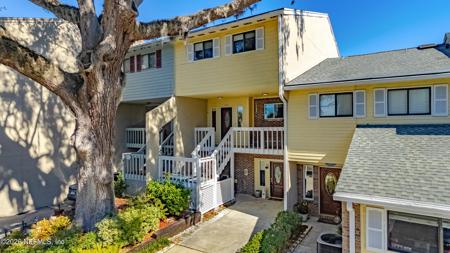 315 SCENIC POINT Lane