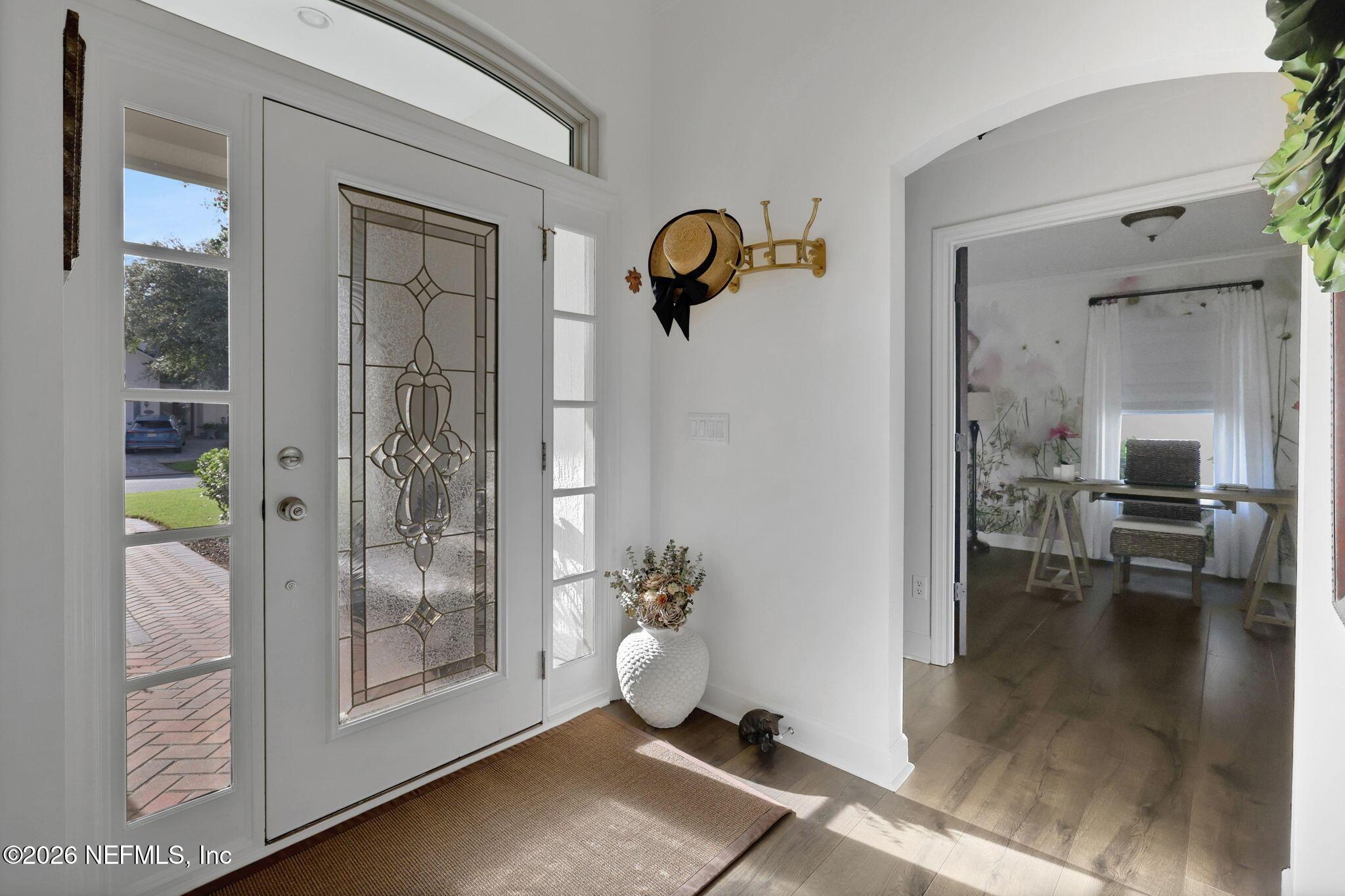 Image 4: 29-web-or-mls-036A2791