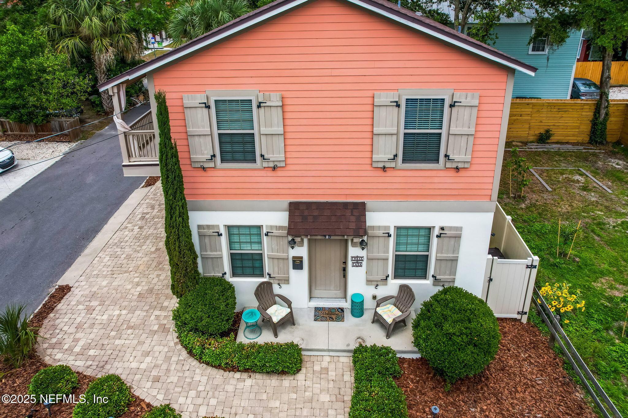 Image 2: 38-web-or-mls-96 De Haven St (39 of 44)