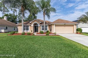 1568 LAKEWAY DR