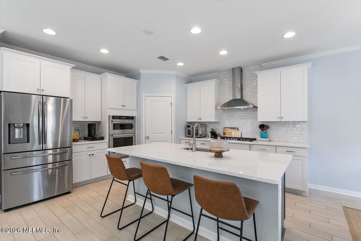 Image 4: 07-Kitchen
