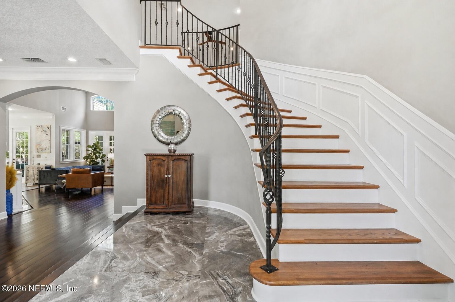 Image 2: Foyer