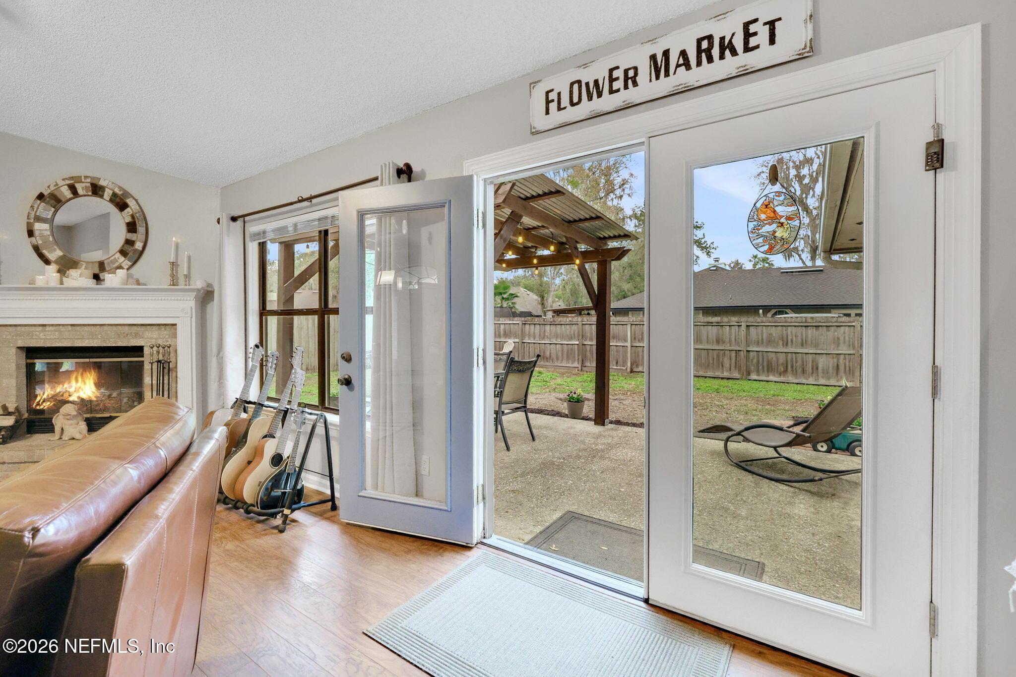 Image 4: 20-web-or-mls-036A1812