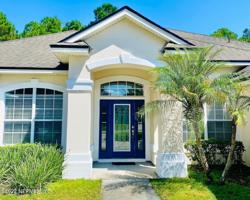 3757 VICTORIA LAKES DR E
