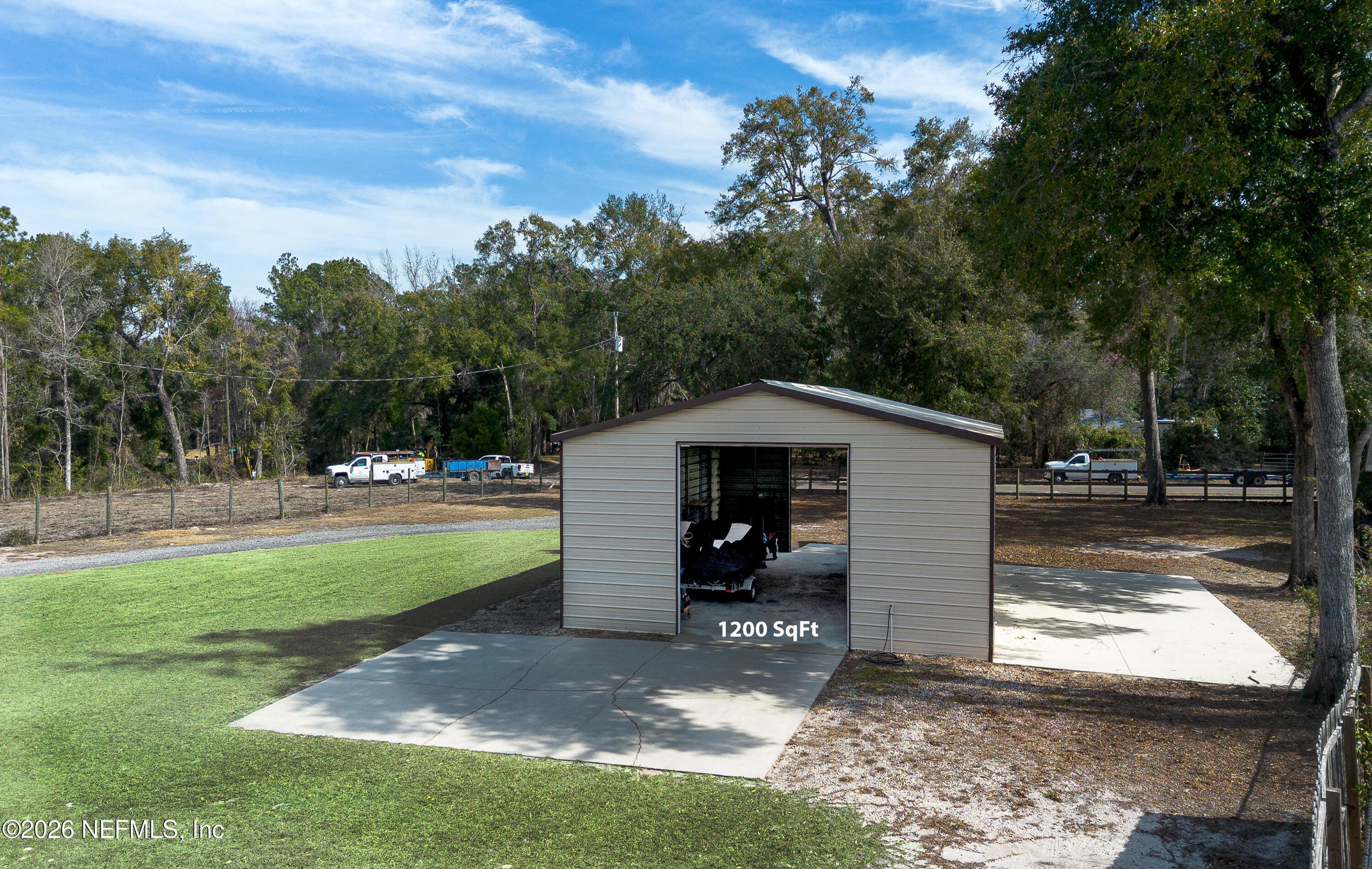Image 4: Ext Detached Garage a