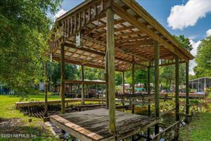 101 LONGWOOD CIR