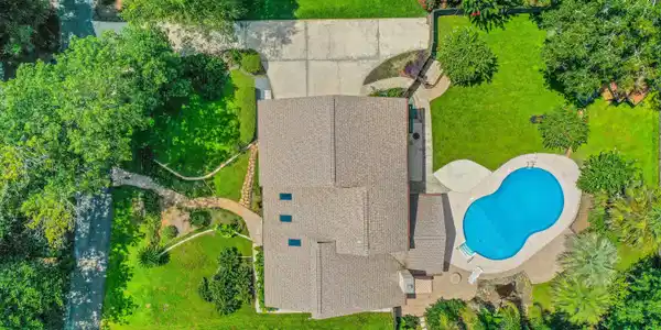 2565 EAGLE BAY DR
