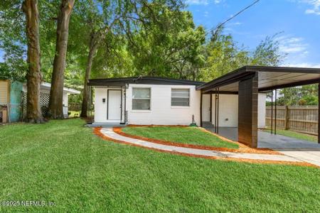 5624 DICKSON Road