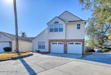 7728 LYNCHBURG Court W