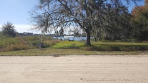 122 IDA BLVD