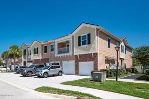 1023 GOLDEN LAKE LOOP