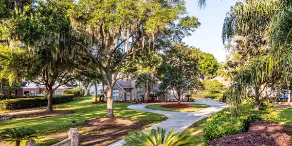2037 SALT MYRTLE LN