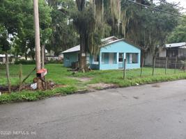 120 CEDAR ST