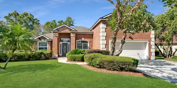 1584 RIVERTRACE DR