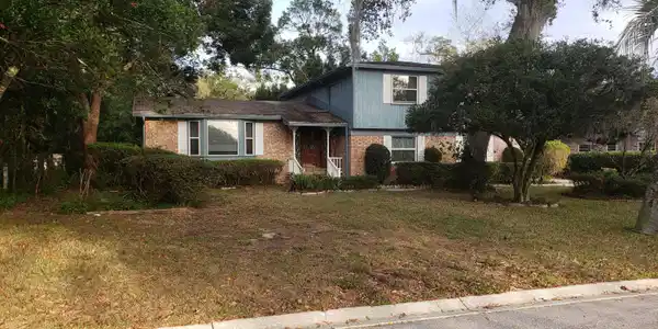 2865 RIVER OAK DR