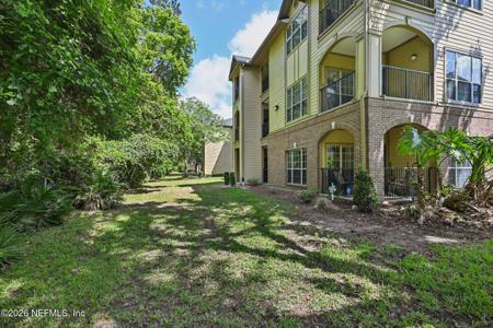 7800 POINT MEADOWS Drive