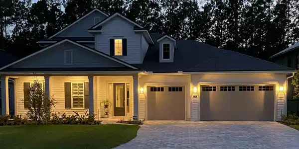 135 SHINNECOCK DR